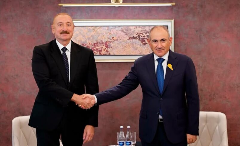 Pashinyan, Aliyev wrap up meeting