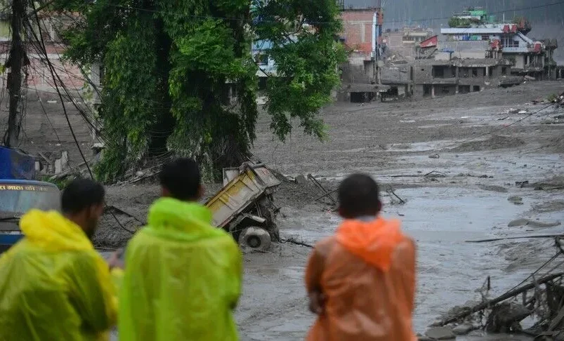 Flash floods cut communications along Nepal-China border, death toll rises to 362, over 1,300 missing