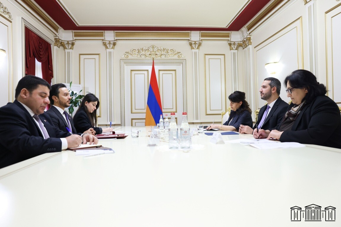 სომხეთის ეროვნული კრების თავმჯდომარემ და კატარის ელჩმა რეგიონული საკითხები და პროცესები განიხილეს